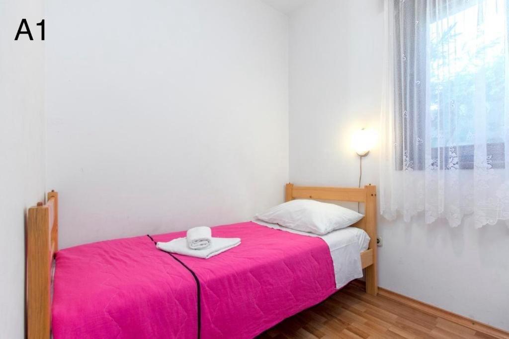 Klaric * Brodarica (Sibenik-Knin)